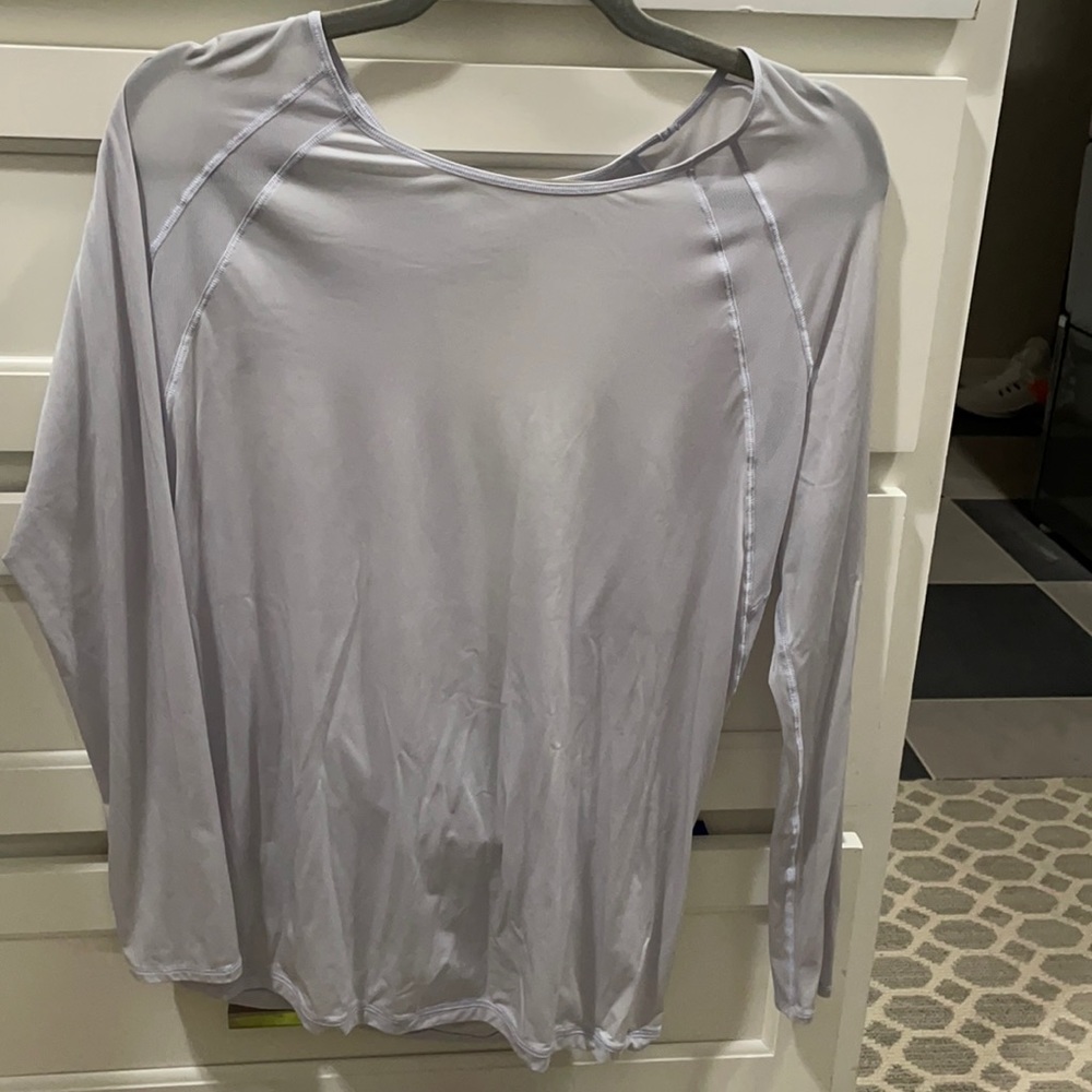 Lululemon long sleeve shirt- barely worn